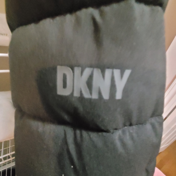 Women's DKNY FALL/WINTER JACKET - Picture 1 of 4
